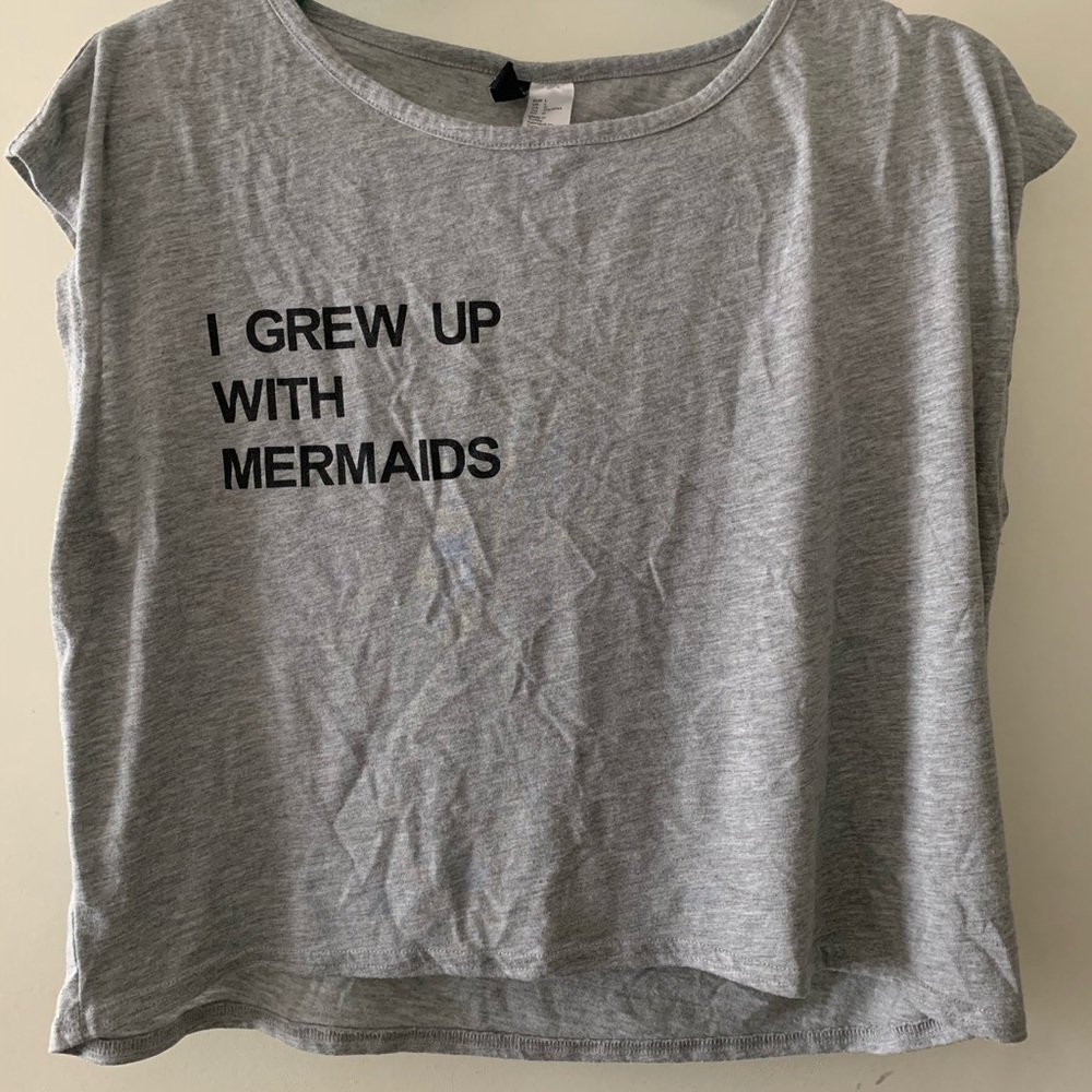 H&M Grey Short Sleeved Crop Top